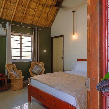 The Hideout Cottage And Restaurant Хампи Экстерьер фото