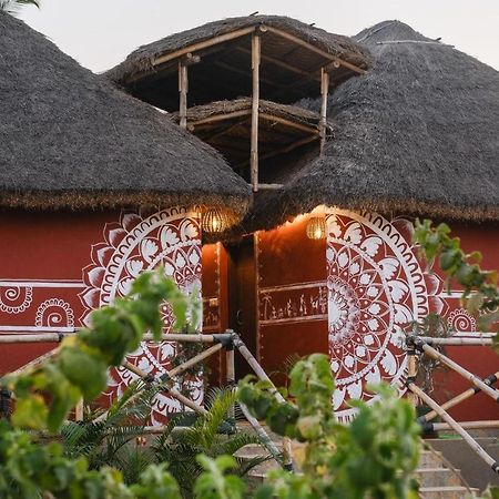 The Hideout Cottage And Restaurant Хампи Экстерьер фото